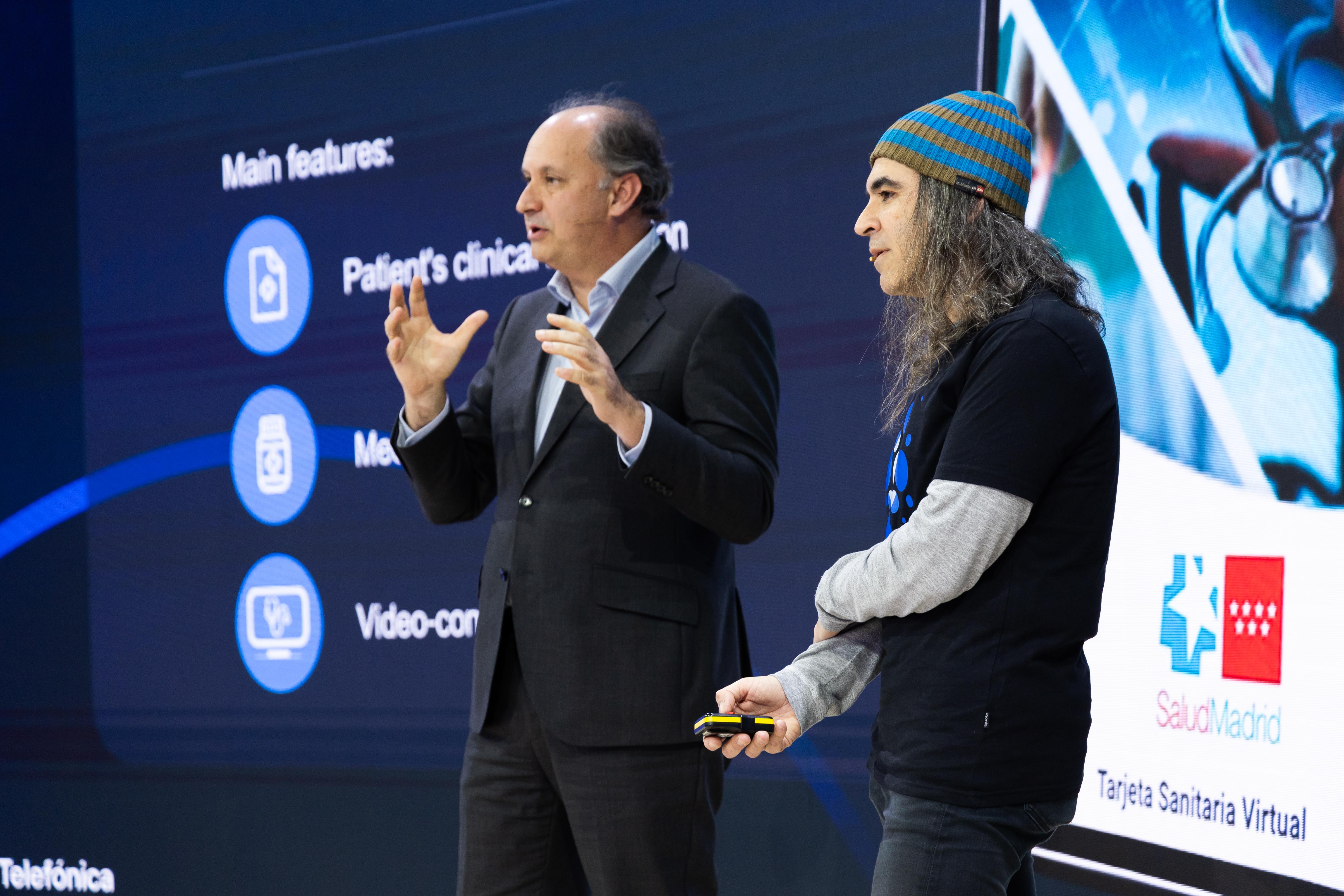 Chema Alonso, CDO at Telefónica, with Christiaan Brand, Google Product Manager: Identity and Security.