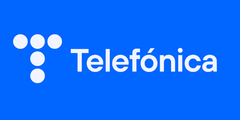 PR Andrea Folgueiras and Juan Azcue join Telefónica's Executive Committee